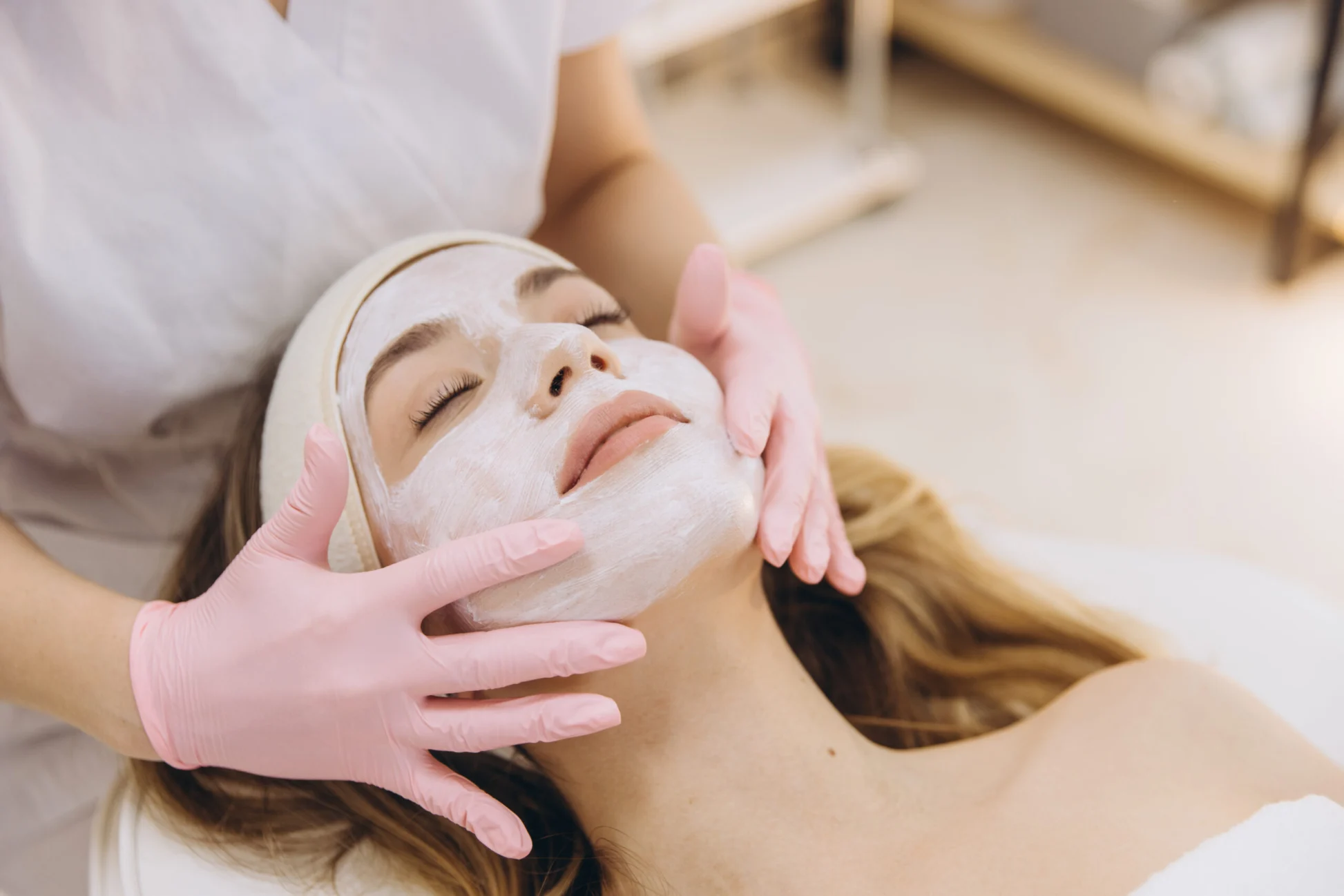Woman Receiving A Facial Spa Treatment 2026 03 25 05 26 30 Utc 5